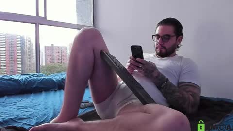  -         online show from March 22, 10:24 pm