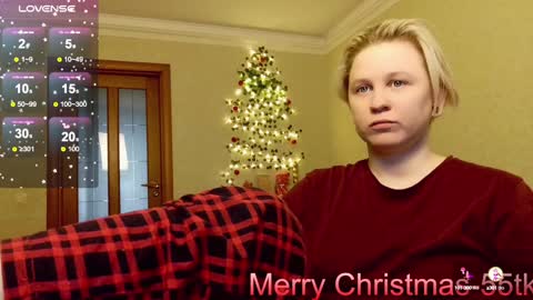 chloue and Gretta online show from December 22, 9:53 pm