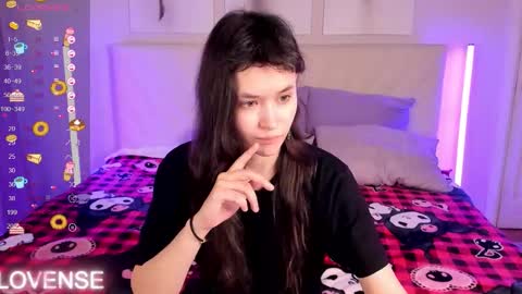 _emily__strike_ online show from February 2, 10:25 am