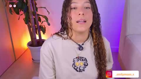 Emi online show from March 4, 1:11 am