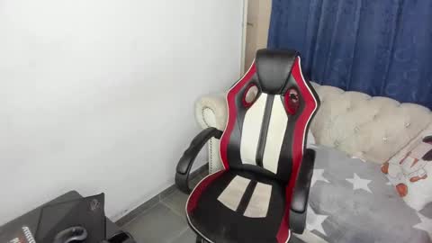 Emma online show from September 29, 10:58 pm