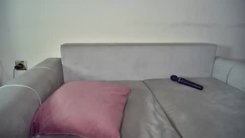 Emma Sugar online show from October 11, 12:10 am