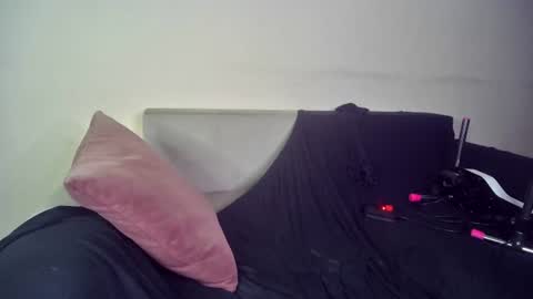 Emma Sugar online show from July 19, 9:51 pm