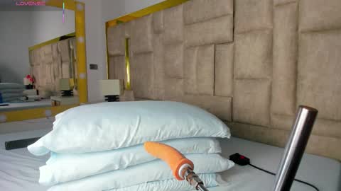 _eris_rose online show from December 16, 7:41 pm