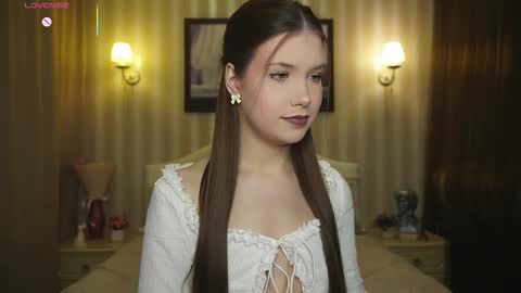 Alice online show from September 26, 5:39 pm