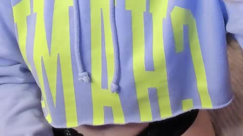 Evie online show from February 5, 10:20 am