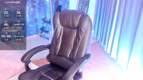 Snapshot of _f_r_a_u_ chatting on December 30, 4:09 am  F R A U  online show from December 30, 4:09 am