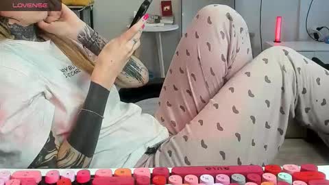 Alis online show from November 13, 7:18 am