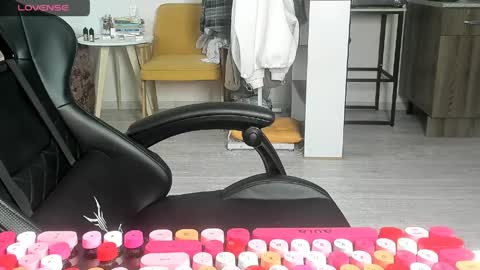 Alis online show from March 26, 8:42 am