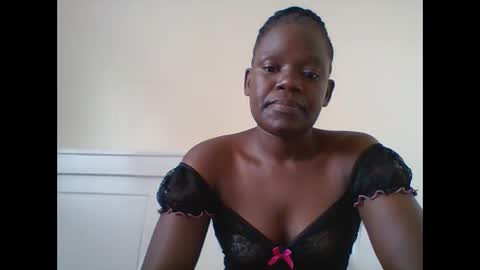 Snapshot of _finebaby69xx_ chatting on May 4, 7:15 am Marlin online show from May 4, 7:15 am