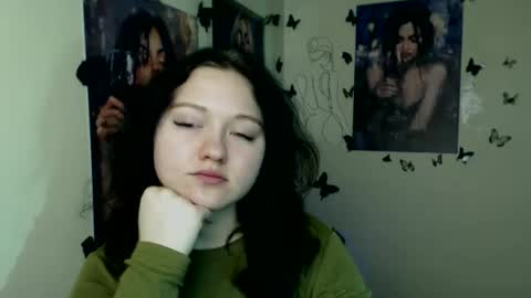 Alice online show from December 5, 7:28 am