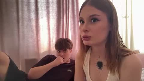 Kaithie and Jessie online show from June 30, 2:29 pm