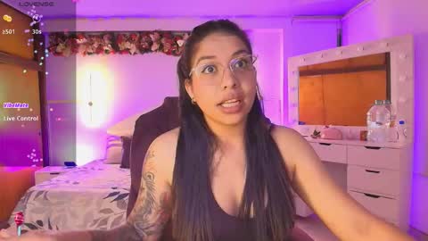  Juliana   Gaby   Kloe online show from January 11, 6:29 am