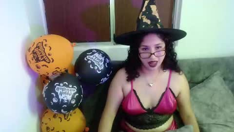 Gia Independent model online show from October 20, 9:37 pm