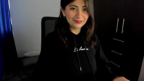 Snapshot of _giaa_ chatting on March 7, 7:05 pm _giaa_ online show from March 7, 7:05 pm