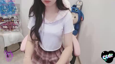 Snapshot of _girlcute_ chatting on September 26, 1:59 pm Anna online show from September 26, 1:59 pm