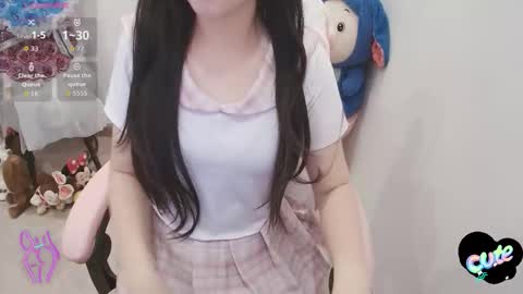 Snapshot of _girlcute_ chatting on October 11, 1:49 am Anna online show from October 11, 1:49 am