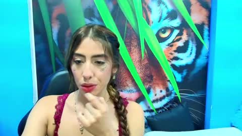 _gold_strawberry_ online show from July 2, 3:23 am