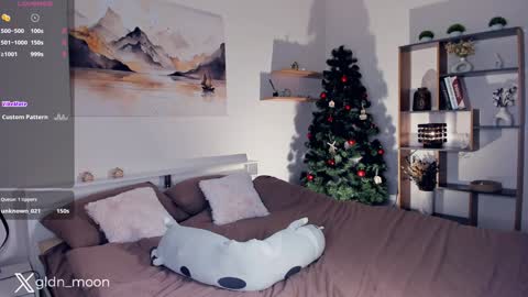 Snapshot of _golden_moon_ chatting on December 26, 4:43 am Rina online show from December 26, 4:43 am