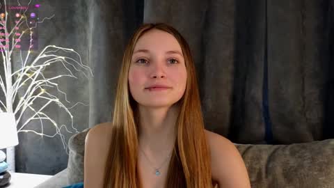 Snapshot of _green_green_ chatting on December 20, 4:31 am Milly online show from December 20, 4:31 am