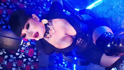 GoDDess  Chloe online show from June 20, 7:05 pm