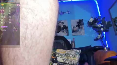 Snapshot of _hairybeard_ chatting on October 11, 5:17 am Mathews online show from October 11, 5:17 am