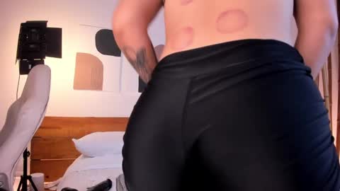 Hanna johnson online show from January 28, 3:25 am