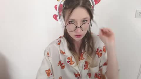 Hannaolotl online show from April 22, 10:06 am