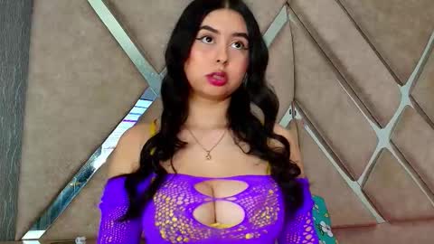 Snapshot of _hannahst chatting on November 21, 2:32 am _hannahst online show from November 21, 2:32 am