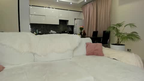 Julia online show from January 29, 11:41 am