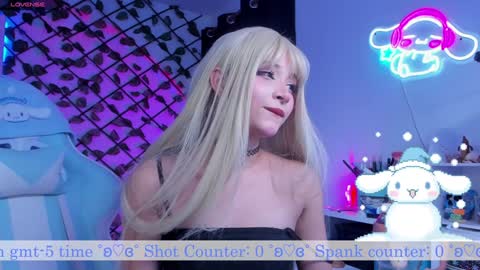 Snapshot of _heavenly_blue_ chatting on December 15, 5:23 am Bluey online show from December 15, 5:23 am