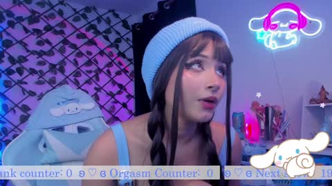 Snapshot of _heavenly_blue_ chatting on January 19, 8:07 am Bluey online show from January 19, 8:07 am
