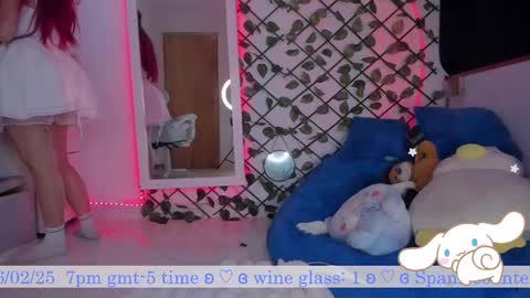 Snapshot of _heavenly_blue_ chatting on February 16, 12:19 am Bluey online show from February 16, 12:19 am