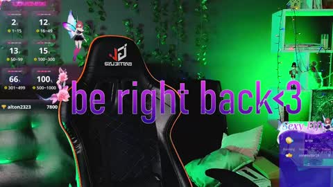 Snapshot of _helencarter chatting on January 11, 11:13 pm Helen Carter 3  Next stream   2330 MSC online show from January 11, 11:13 pm