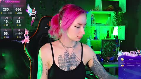 Snapshot of _helencarter chatting on January 27, 8:49 pm Helen Carter 3  Next stream   2330 MSC online show from January 27, 8:49 pm