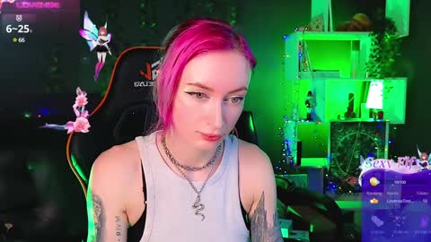 Snapshot of _helencarter chatting on January 28, 8:47 pm Helen Carter 3  Next stream   2330 MSC online show from January 28, 8:47 pm