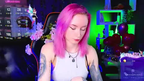 Snapshot of _helencarter chatting on February 15, 8:54 pm Helen Carter 3  Next stream   2330 MSC online show from February 15, 8:54 pm