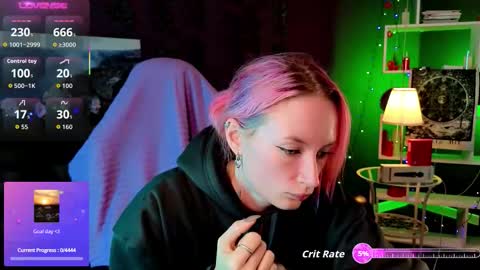 Snapshot of _helencarter chatting on October 20, 8:31 pm Helen Carter 3  Next stream   2330 MSC online show from October 20, 8:31 pm