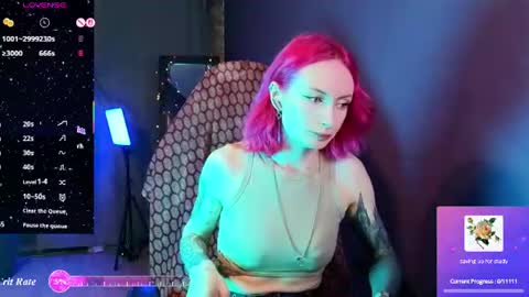 Snapshot of _helencarter chatting on July 15, 9:42 pm Helen Carter 3 Next stream 2330 MSC online show from July 15, 9:42 pm