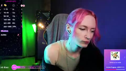 Snapshot of _helencarter chatting on July 25, 8:39 pm Helen Carter 3 Next stream 2330 MSC online show from July 25, 8:39 pm