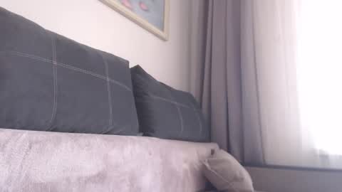 Criss4u online show from March 20, 7:24 am