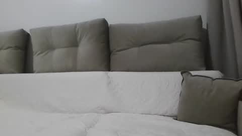 Snapshot of _hidden_frommymoom_ chatting on April 24, 6:43 pm Criss4u online show from April 24, 6:43 pm