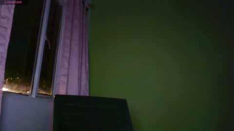 Honey online show from June 18, 1:17 am