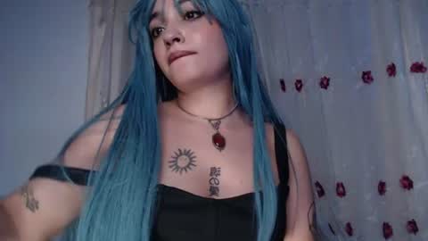 Jenn  online show from June 23, 1:36 am