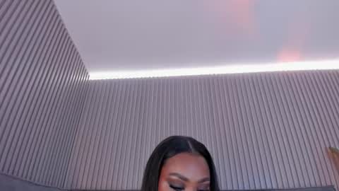 Darlis  online show from March 25, 8:04 pm