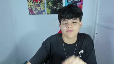 Snapshot of _ian_sweet chatting on November 25, 7:25 pm ian online show from November 25, 7:25 pm