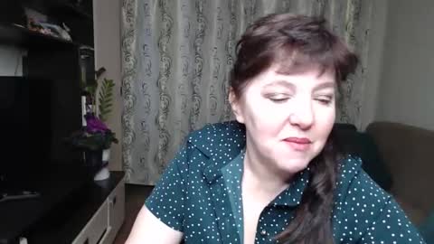 Snapshot of _illusion_ chatting on February 17, 5:04 am Illusion online show from February 17, 5:04 am