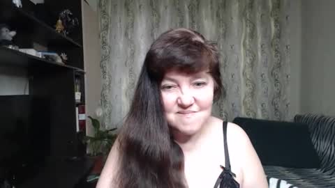 Snapshot of _illusion_ chatting on April 4, 10:24 am Illusion online show from April 4, 10:24 am