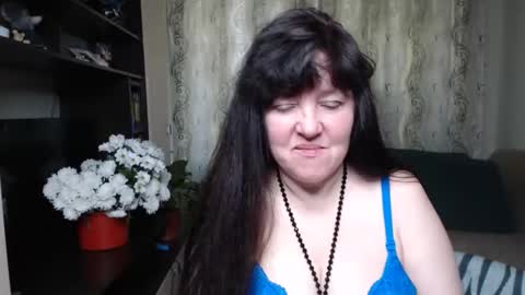 Snapshot of _illusion_ chatting on May 11, 10:32 am Illusion online show from May 11, 10:32 am
