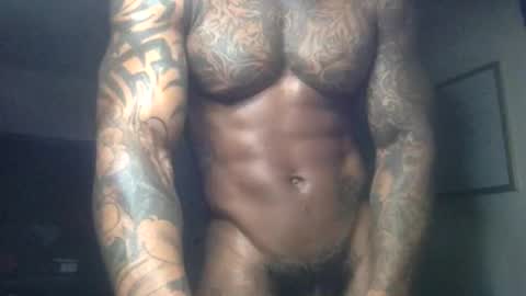 Snapshot of _infamous_ chatting on December 24, 8:44 am Tatted34 aka PimpDaddy SlickDick online show from December 24, 8:44 am
